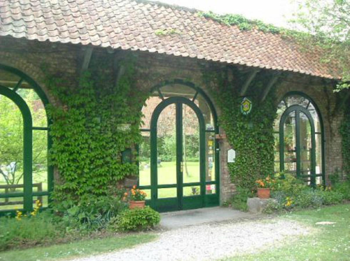 לינה וארוחת בוקר Manoir De Bois En Ardres מראה חיצוני תמונה