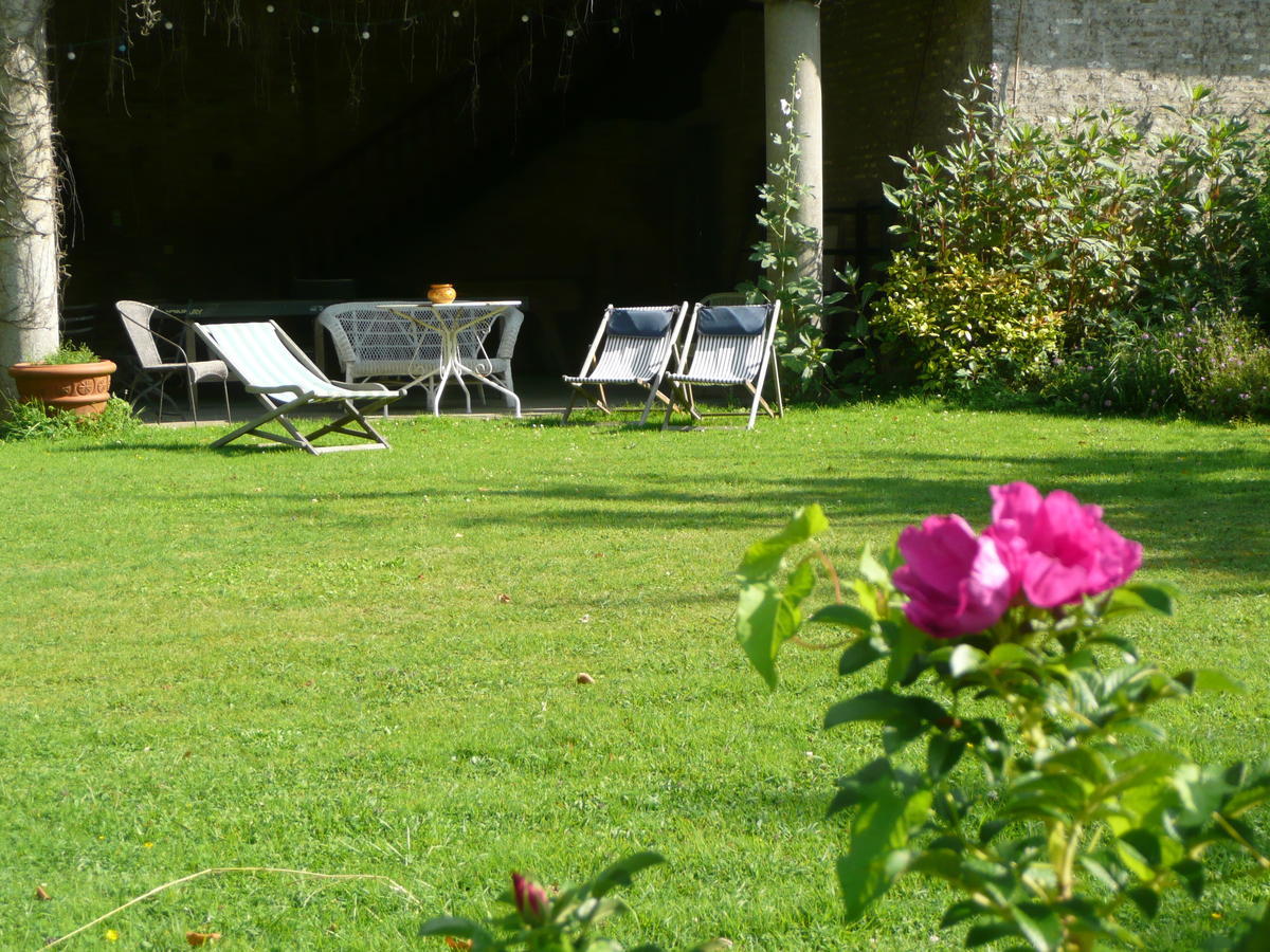 לינה וארוחת בוקר Manoir De Bois En Ardres מראה חיצוני תמונה